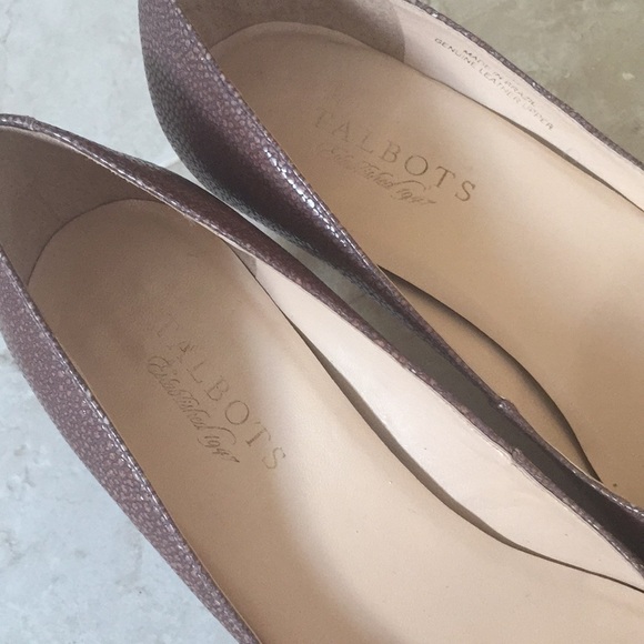 Talbots brown kitten heels - Picture 4 of 7